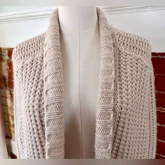 Essentiel  Antwerp Chunky Open Cardigan in Cream - Picture 8 of 11